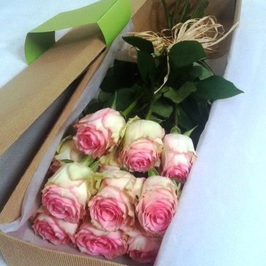 12 Rosas Esperance en caja