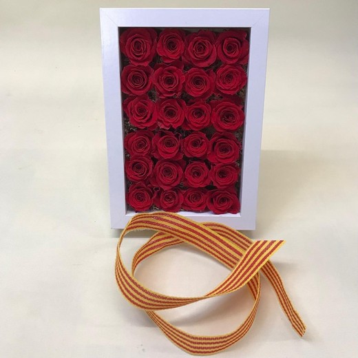 Cadre avec mini roses princesse préservées