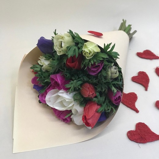 Bouquet d'anémones pour la Saint-Valentin