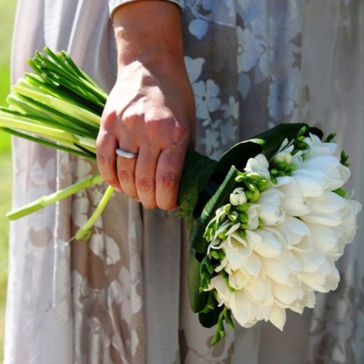 Bouquet de noiva com tulipas