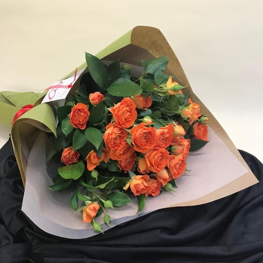 Bouquet de roses en spray pour la Saint-Valentin