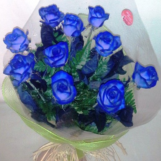 Buquê de rosas azuis