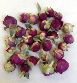 Boutons de pivoines préservées