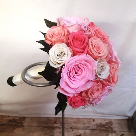 Bouquet Rosas Titanic Preservado