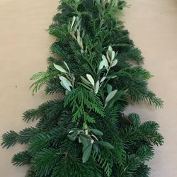 Garlanda Natural Avet