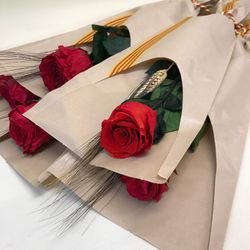 Pack 5 Rosas Naturales Preservadas Sant Jordi