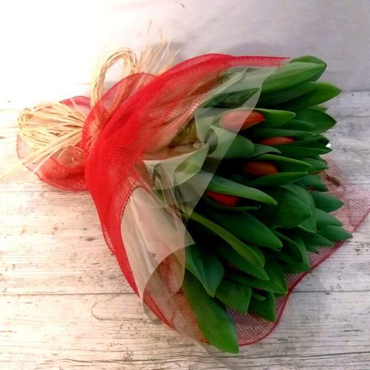 Ramo 30 Tulipanes Día de la Madre