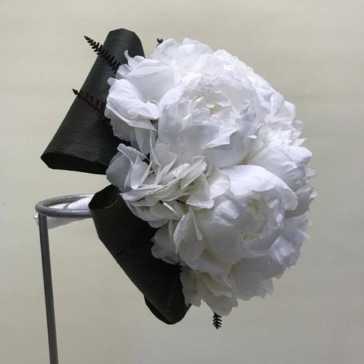 Ramo de novia Peonias preservado pureza blanca