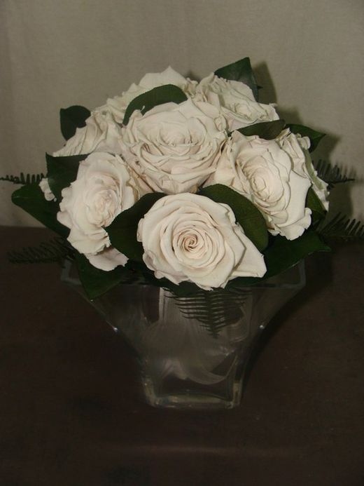 Ramo de Novia Rosas Blanco Preservado