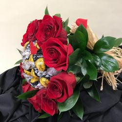Ramo de Rosas y Bombones San Valentín