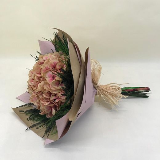 Ram Hortensias i falgueres preservades