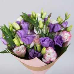 Ramo Lisianthus