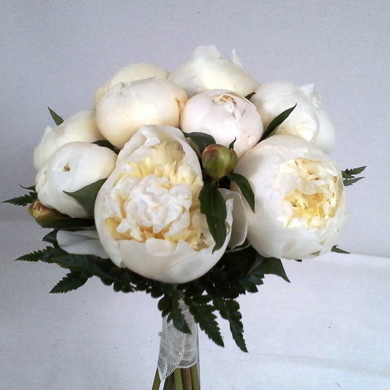 Buquê de noiva de peônia branca — Flores Frescas Online