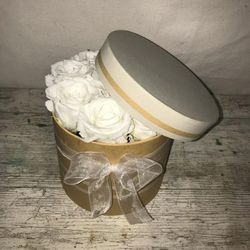 White Box White Roses Eternal
