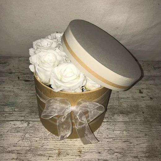 White Box White Roses Eternal